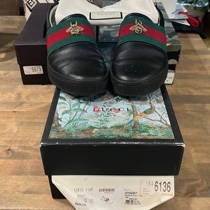 Lightly worn Mena Gucci Slip-on sneakers